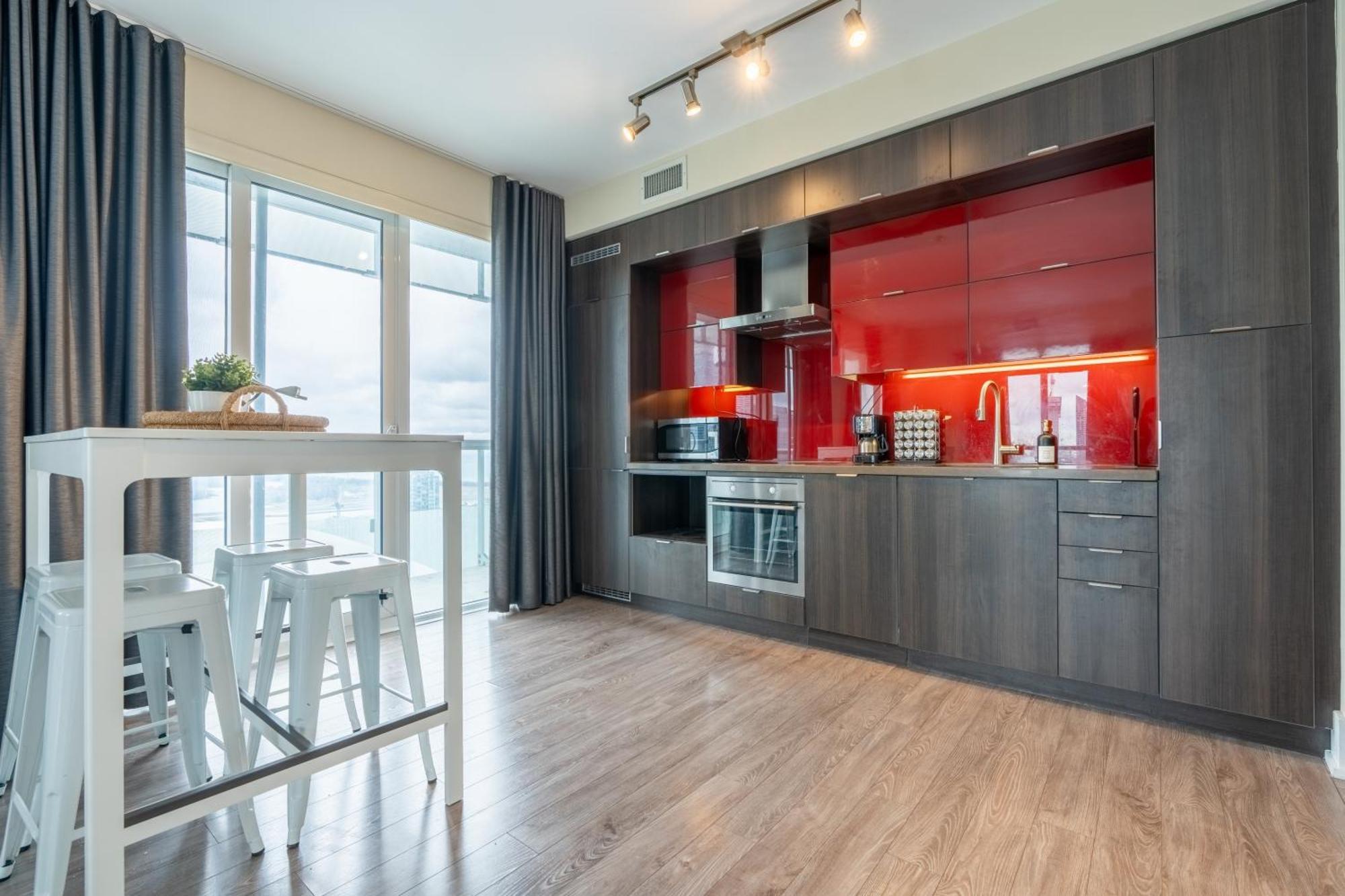 Globalstay Modern Downtown Apartment Торонто Экстерьер фото