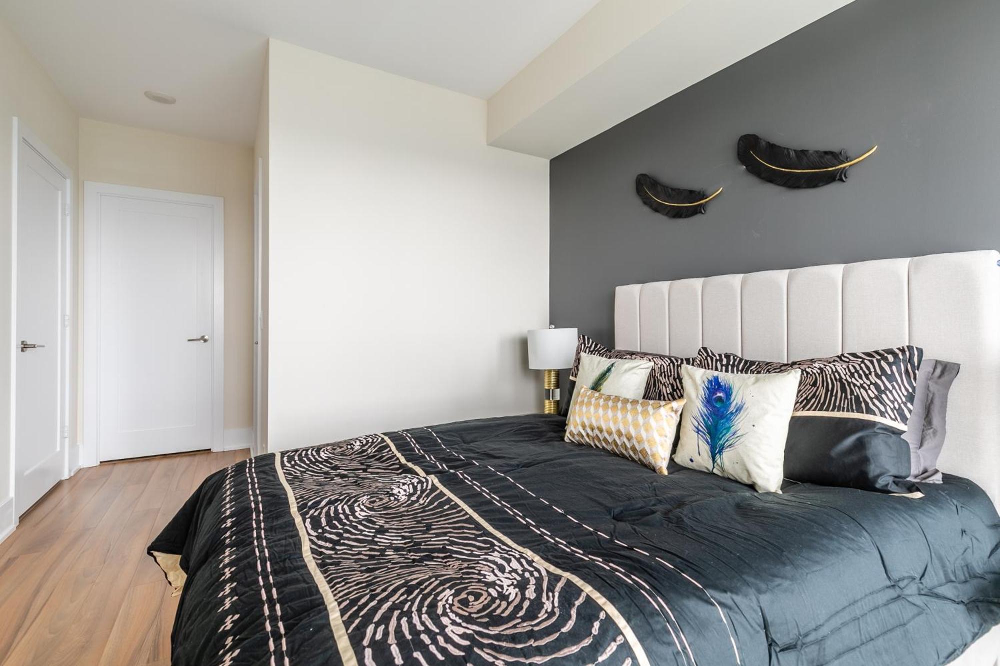 Globalstay Modern Downtown Apartment Торонто Экстерьер фото