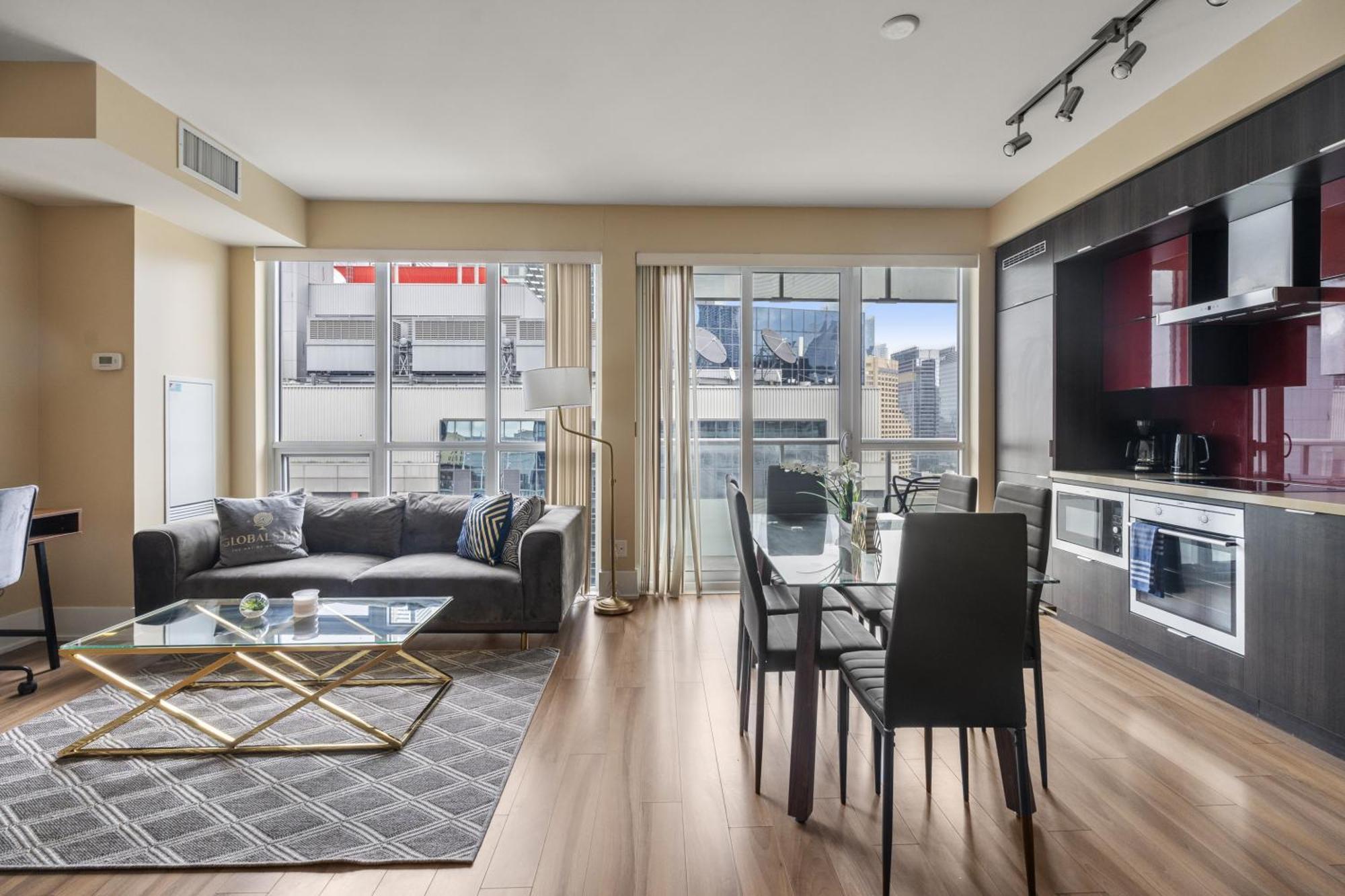 Globalstay Modern Downtown Apartment Торонто Экстерьер фото