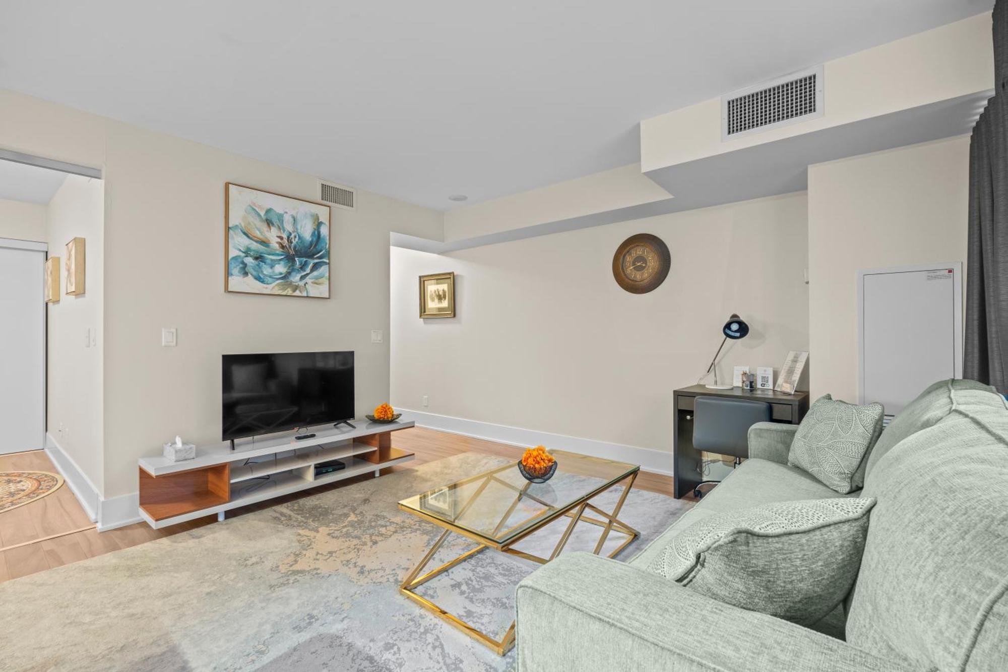 Globalstay Modern Downtown Apartment Торонто Экстерьер фото